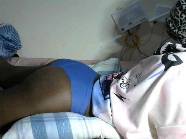 Lovelyacce webcam