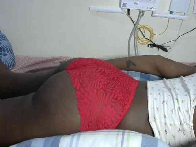 Lovelyacce webcam