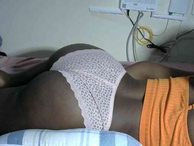 Lovelyacce webcam