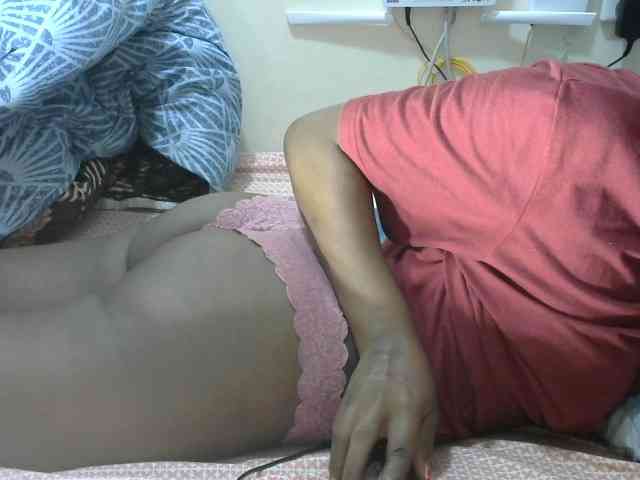 Lovelyacce webcam