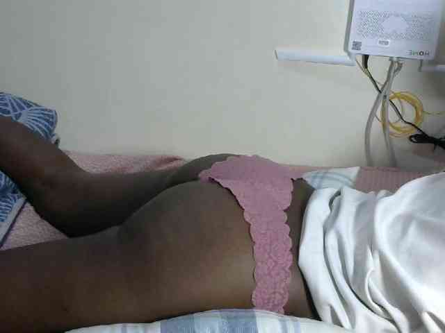 Lovelyacce webcam