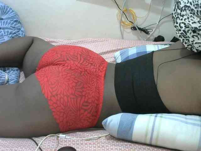 Lovelyacce webcam