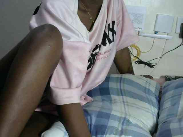 Lovelyacce webcam