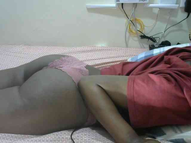 Lovelyacce webcam