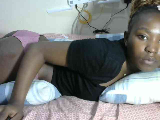 Lovelyacce webcam