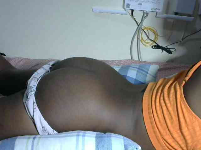 Lovelyacce webcam