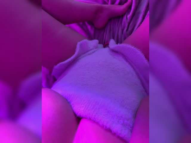 MissKriss1's BongaCams show and profile