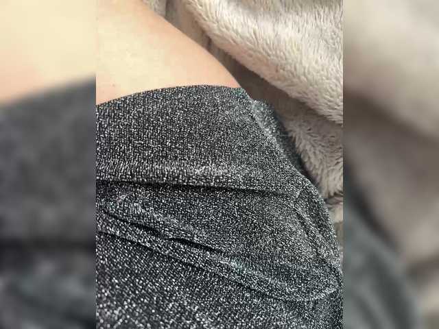 MissKriss1's BongaCams show and profile