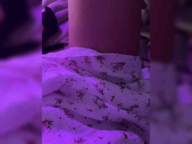 MissKriss1 Live Webcam on BongaCams