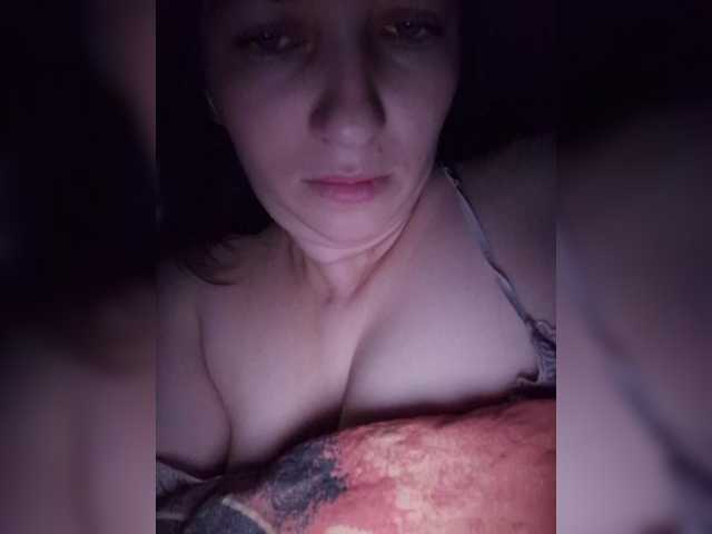 NiKa-ON's BongaCams show and profile