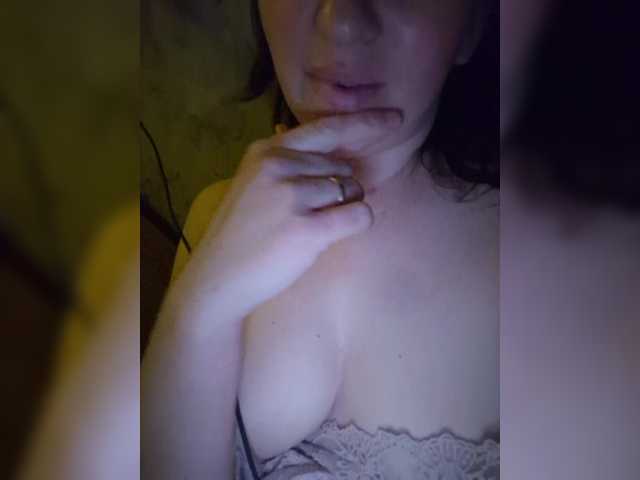 NiKa-ON's BongaCams show and profile