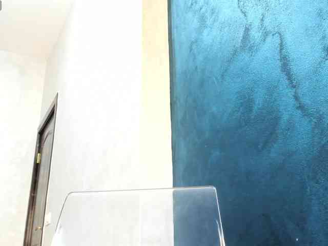 Ishalyn webcam