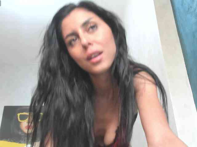 Ishalyn webcam
