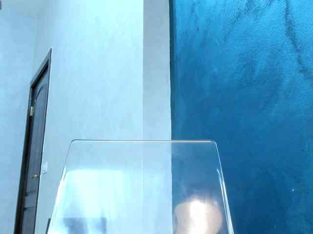 Ishalyn webcam