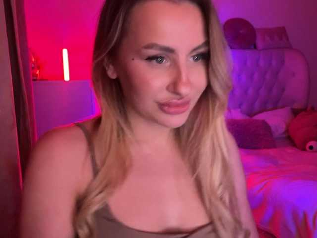 LexyRose's BongaCams show and profile