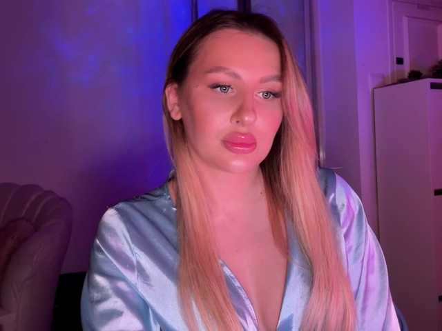 LexyRose's BongaCams show and profile