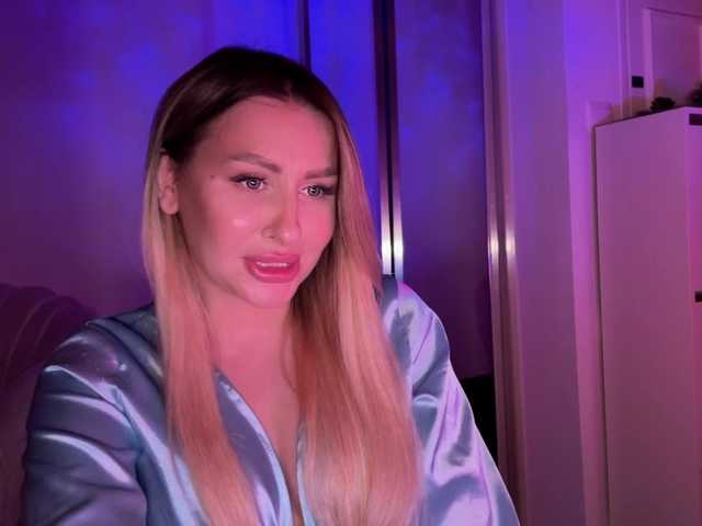 LexyRose's BongaCams show and profile