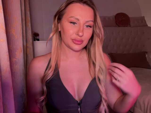 LexyRose's BongaCams show and profile