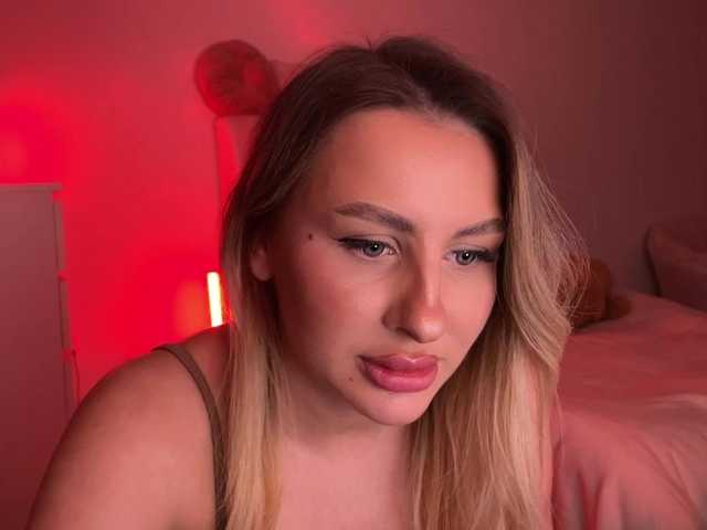 LexyRose's BongaCams show and profile