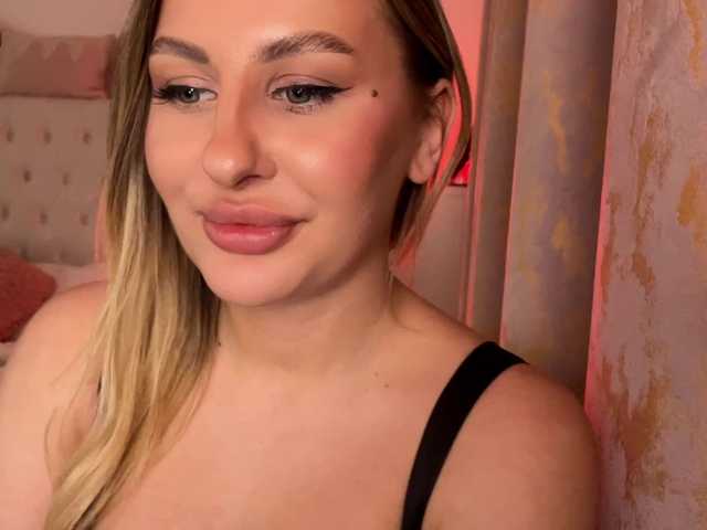 LexyRose's BongaCams show and profile