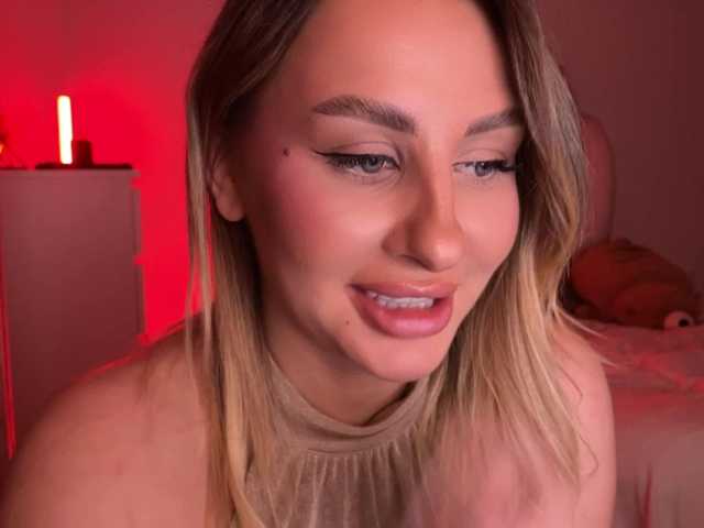 LexyRose's BongaCams show and profile