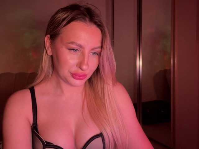 LexyRose's BongaCams show and profile