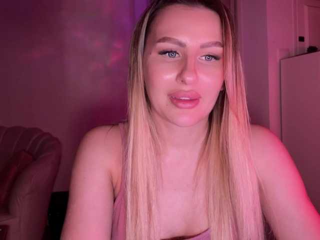 LexyRose's BongaCams show and profile