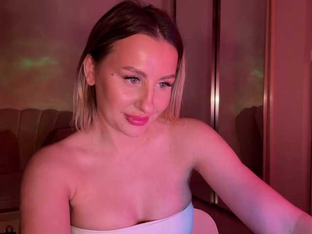 LexyRose's BongaCams show and profile