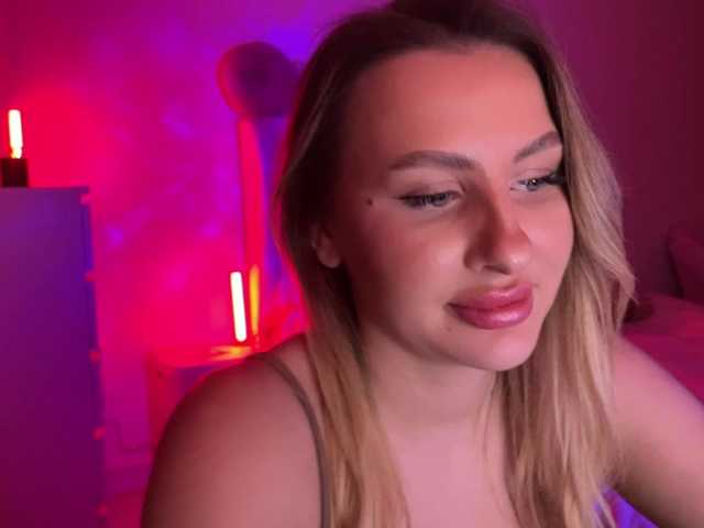 LexyRose's BongaCams show and profile