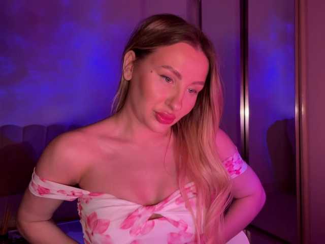 LexyRose's BongaCams show and profile