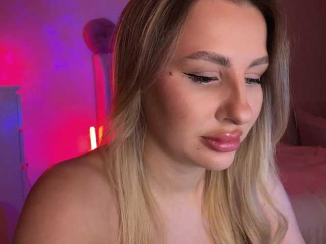 LexyRose's BongaCams show and profile