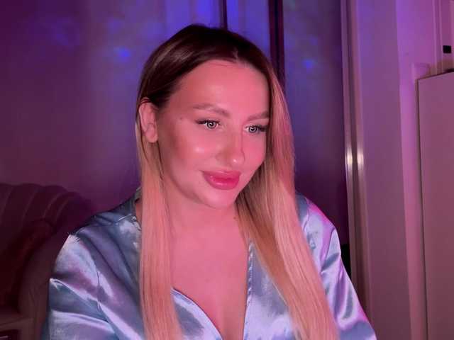 LexyRose's BongaCams show and profile