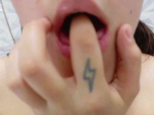 Lily-Rouse webcam