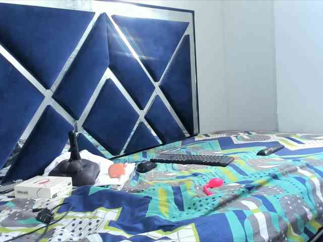 JennyCherryy webcam