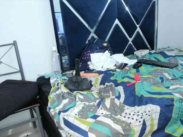JennyCherryy webcam