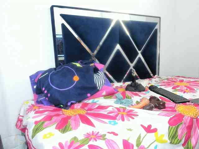 JennyCherryy JennyCherryy