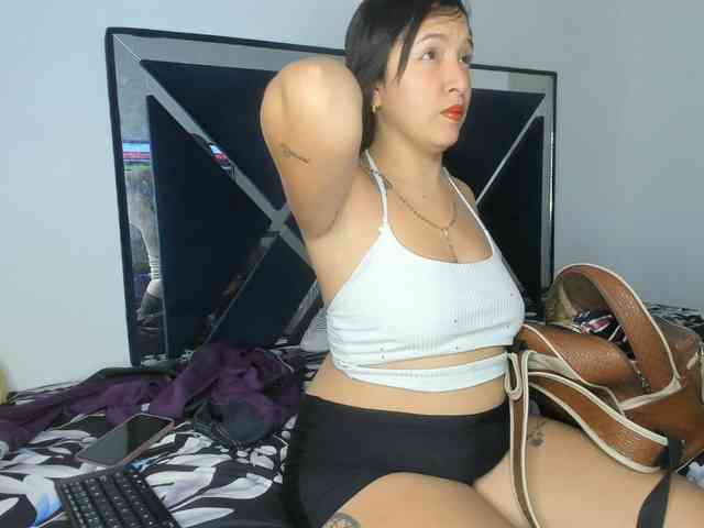 JennyCherryy JennyCherryy