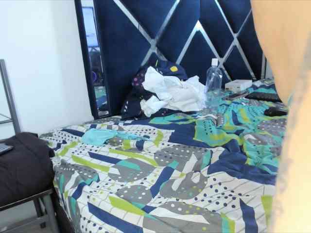 JennyCherryy webcam