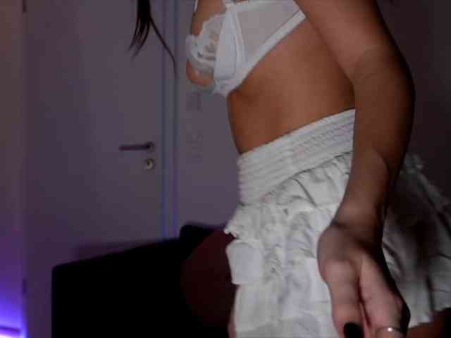 SophieFleurr webcam