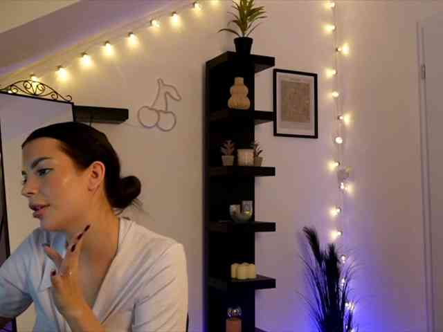 SophieFleurr webcam