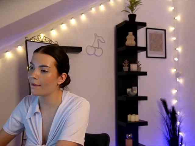 SophieFleurr webcam