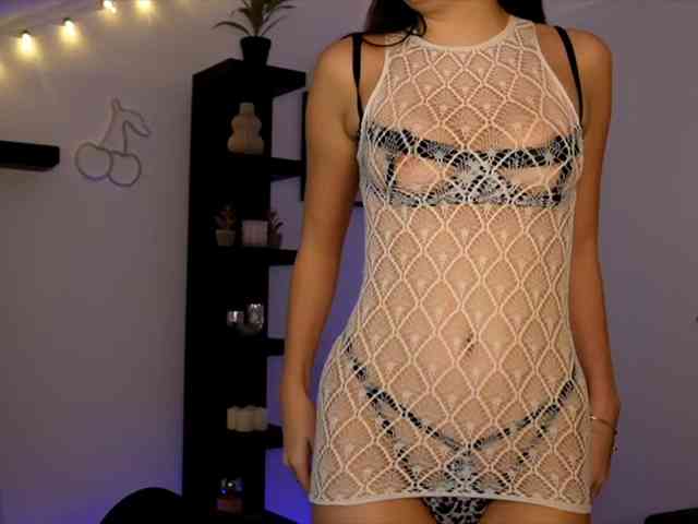SophieFleurr webcam