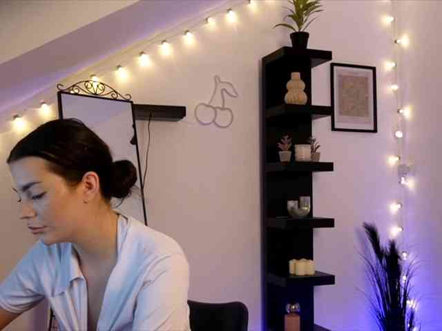 SophieFleurr webcam
