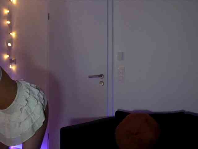 SophieFleurr webcam