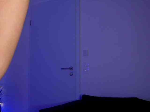 SophieFleurr webcam