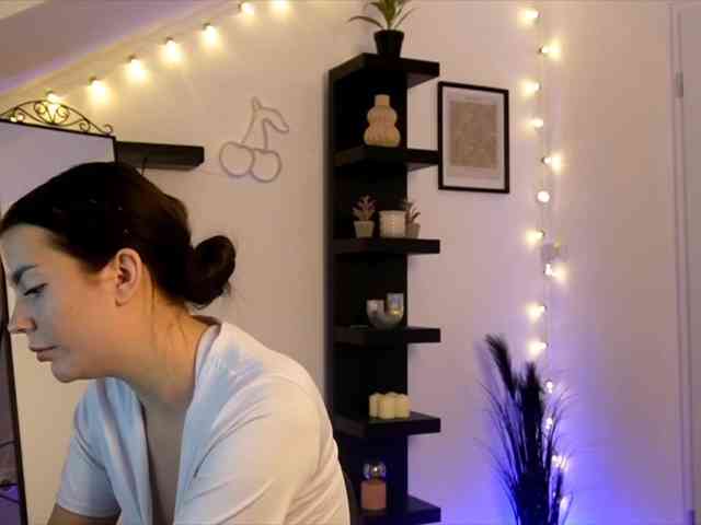 SophieFleurr webcam