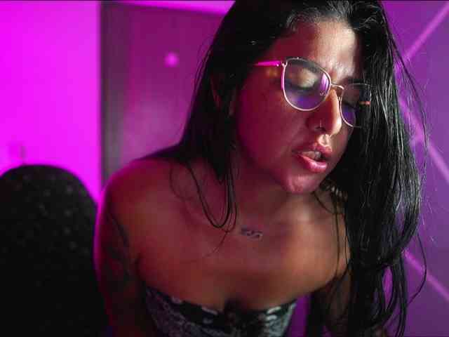Tianna_ webcam