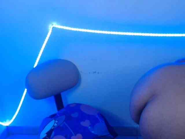 nikky1 webcam