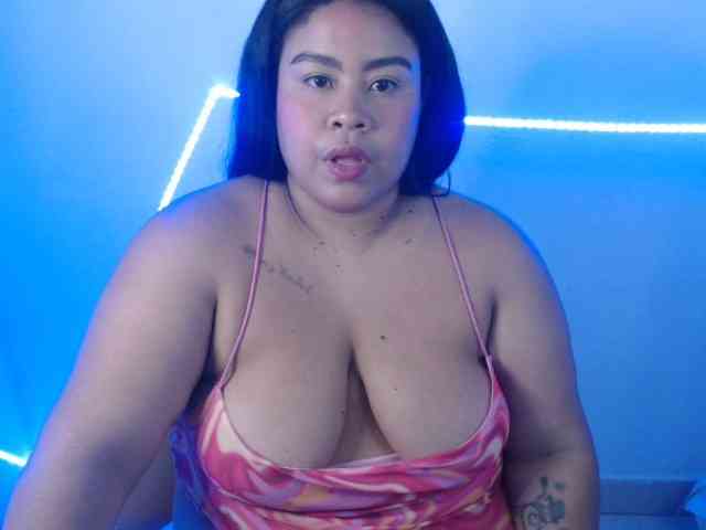 nikky1 webcam