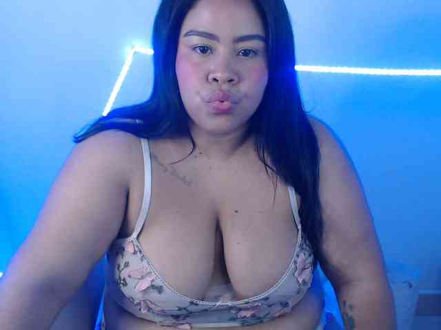 nikky1 webcam